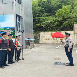 农发行贵州分行黔西市支行开展防抢劫、防暴恐培训及演练